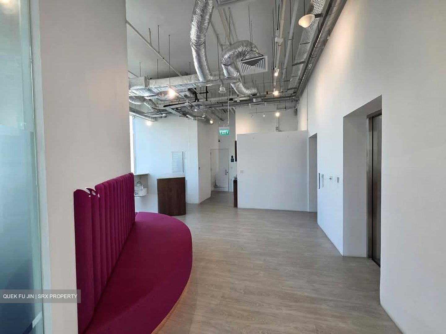 Oxley Tower (D1), Office #547926701